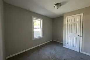 4635 Xenia Ave N, Crystal, MN 55422 - Photo 9