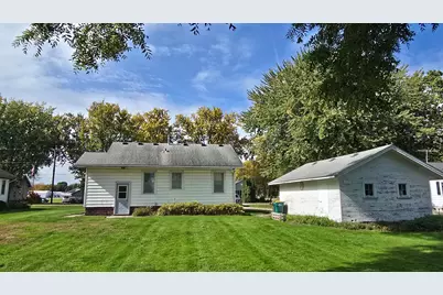 109 Hague Avenue N, Hollandale, MN 56045 - Photo 5