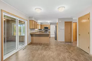 3229 Meadowbrook Pl, Woodbury, MN 55125 - Photo 17