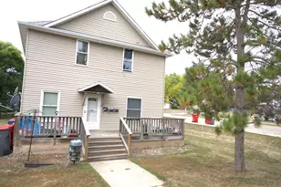 1202 Elm St, Alexandria, MN 56308 - Photo 3