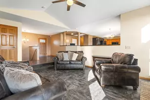 5681 277th St, Wyoming, MN 55092 - Photo 5