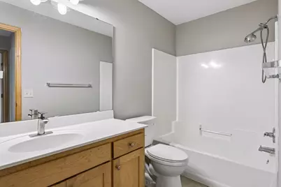 1881 Garden Way, Saint Paul, MN 55119 - Photo 33