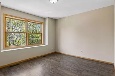 1881 Garden Way, Saint Paul, MN 55119 - Photo 29
