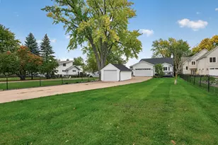 1055 N Shore Dr, Forest Lake, MN 55025 - Photo 3