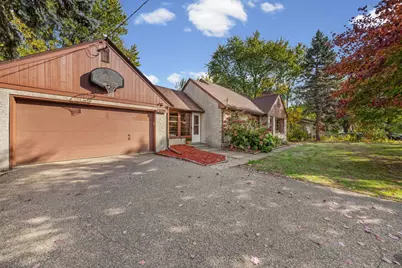 609 Silver Lake Road NW, New Brighton, MN 55112 - Photo 7
