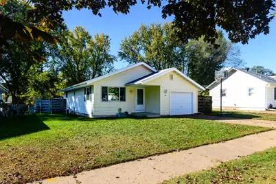 919 Fountain Street, Eau Claire, WI 54703 - Photo 1