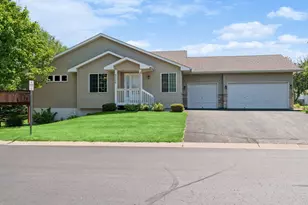 8556 Adair Cir N, Brooklyn Park, MN 55443 - Photo 3