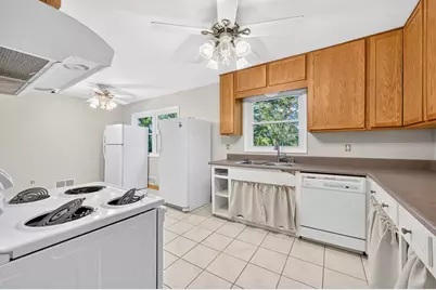 2695 Maryland Avenue E, Maplewood, MN 55119 - Photo 11