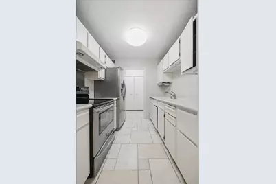 210 W Grant Street #218, Minneapolis, MN 55403 - Photo 9