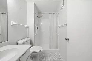 210 W Grant St, Minneapolis, MN 55403 - Photo 11