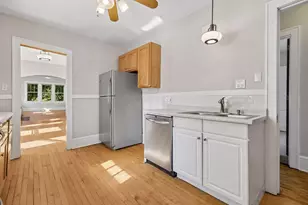 629 Kenwood Pkwy, Minneapolis, MN 55403 - Photo 13