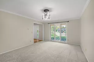 7420 Hyde Park Cir, Edina, MN 55439 - Photo 5