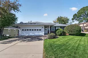 3412 Silver Lake Rd NE, Saint Anthony, MN 55418 - Photo 1