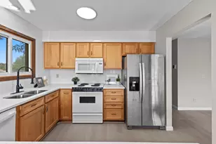 4656 142nd St W, Apple Valley, MN 55124 - Photo 13