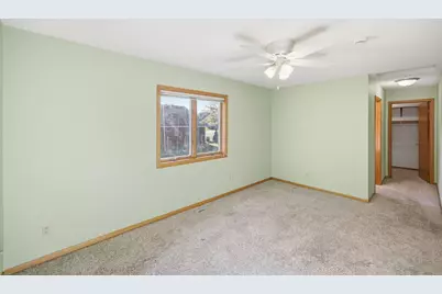 585 Zumbrota Avenue, Zumbrota, MN 55992 - Photo 13