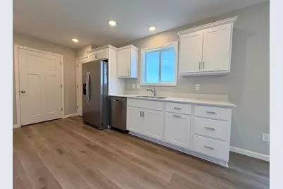 8824 Riverstone Avenue NE, Monticello, MN 55362 - Photo 7