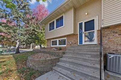 914 94th Avenue NE, Blaine, MN 55434 - Photo 7