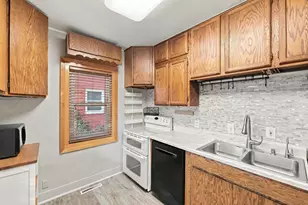 108 17th Ave N, Hopkins, MN 55343 - Photo 3