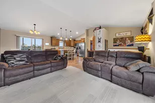 224 Creekside Dr, Eagle Lake, MN 56024 - Photo 13