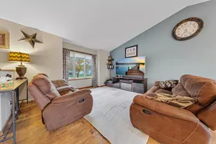 224 Creekside Dr, Eagle Lake, MN 56024 - Photo 11