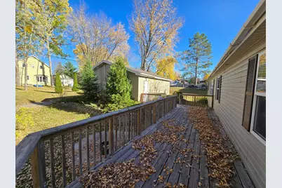 204 Congdon Avenue, Coleraine, MN 55722 - Photo 17