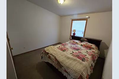 204 Congdon Avenue, Coleraine, MN 55722 - Photo 15