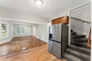 1223 Reaney Ave, Saint Paul, MN 55106 - Photo 3