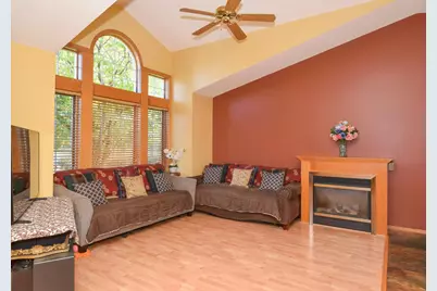 8743 Queens Gardens N, Brooklyn Park, MN 55443 - Photo 5