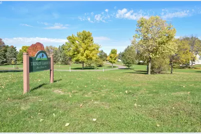 8743 Queens Gardens N, Brooklyn Park, MN 55443 - Photo 23