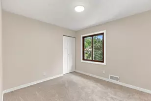 10356 Xylon Rd S, Bloomington, MN 55438 - Photo 27