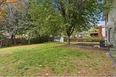 10356 Xylon Road S, Bloomington, MN 55438 - Photo 37