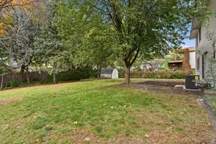 10356 Xylon Rd S, Bloomington, MN 55438 - Photo 37