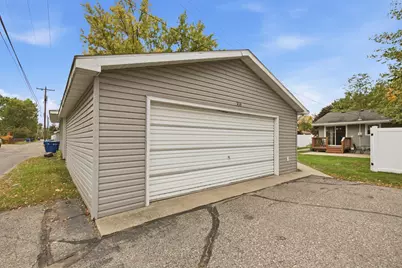 938 34th Avenue N, Saint Cloud, MN 56303 - Photo 9