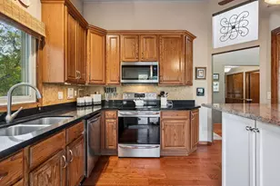 1523 S Bavarian Pass, Fridley, MN 55432 - Photo 7