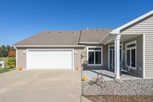 12802 Vintage Cir, Staples, MN 56479 - Photo 3