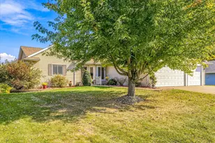 5900 259th St, Wyoming, MN 55092 - Photo 1