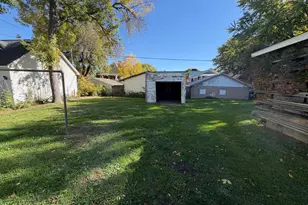 915 4th St S, Stillwater, MN 55082 - Photo 9