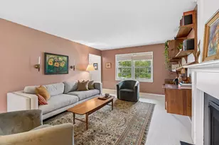 2060 Kelly Dr, Golden Valley, MN 55427 - Photo 11