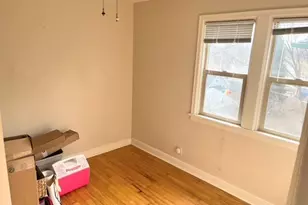 998 Jameson St, Saint Paul, MN 55103 - Photo 9