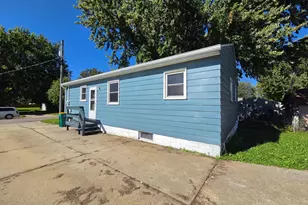 113 S 7th Ave, Albert Lea, MN 56007 - Photo 5