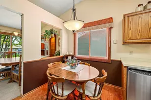4292 Eagle Crest Dr, Eagan, MN 55122 - Photo 9