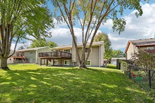 4292 Eagle Crest Dr, Eagan, MN 55122 - Photo 35