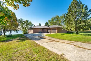 38192 N Shore Dr, Battle Lake, MN 56515 - Photo 3