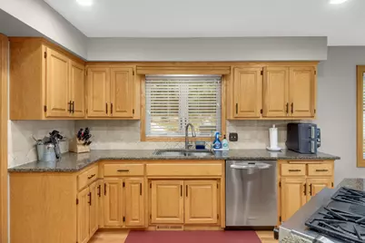 14490 42nd Avenue N, Plymouth, MN 55446 - Photo 17
