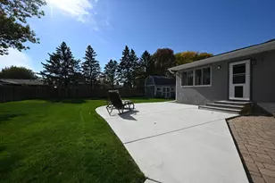 624 Hennes Ave, Shakopee, MN 55379 - Photo 37