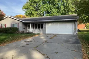 1608 NE 4th St, Waseca, MN 56093 - Photo 1