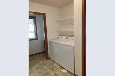 1608 NE 4th Street, Waseca, MN 56093 - Photo 11