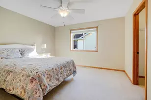 890 Newport Ave, Shakopee, MN 55379 - Photo 17