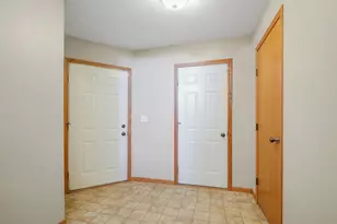 890 Newport Ave, Shakopee, MN 55379 - Photo 15