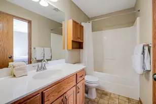 890 Newport Ave, Shakopee, MN 55379 - Photo 21